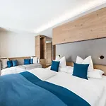 Superior Alpenhof Otel Flachau