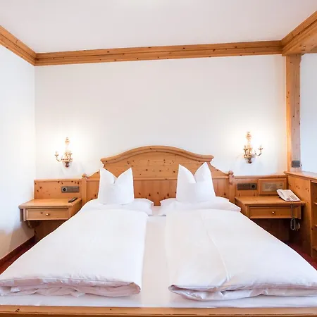 Superior Alpenhof Hotel 4*